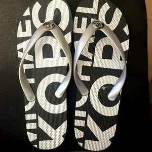 Michalkors flip flop